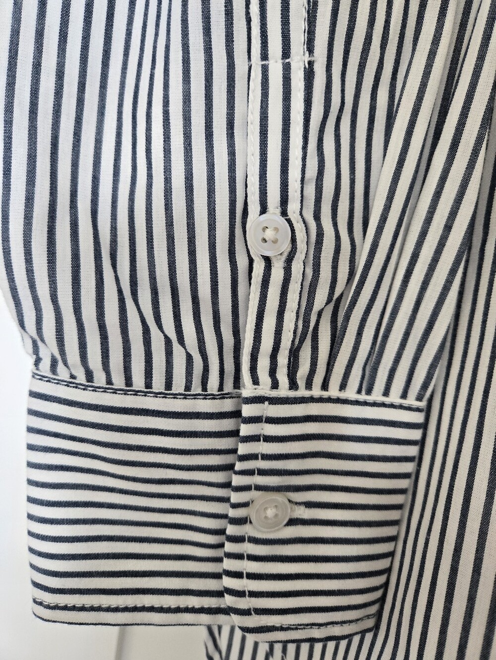Anthropologie Maeve Button Up Oversized Shirt - Navy/White L NWT - Picture 6 of 7